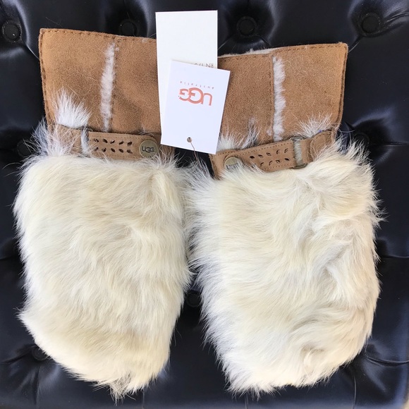 UGG Accessories - Ugg NWT suede and real fur mittens with shearling